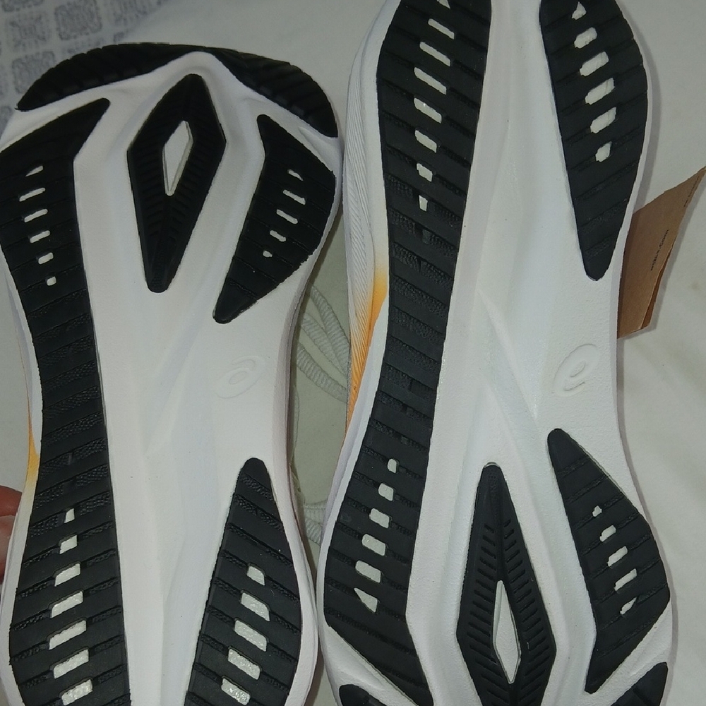 Asics White and Orange Athletic Shoes - Picture 3 of 4